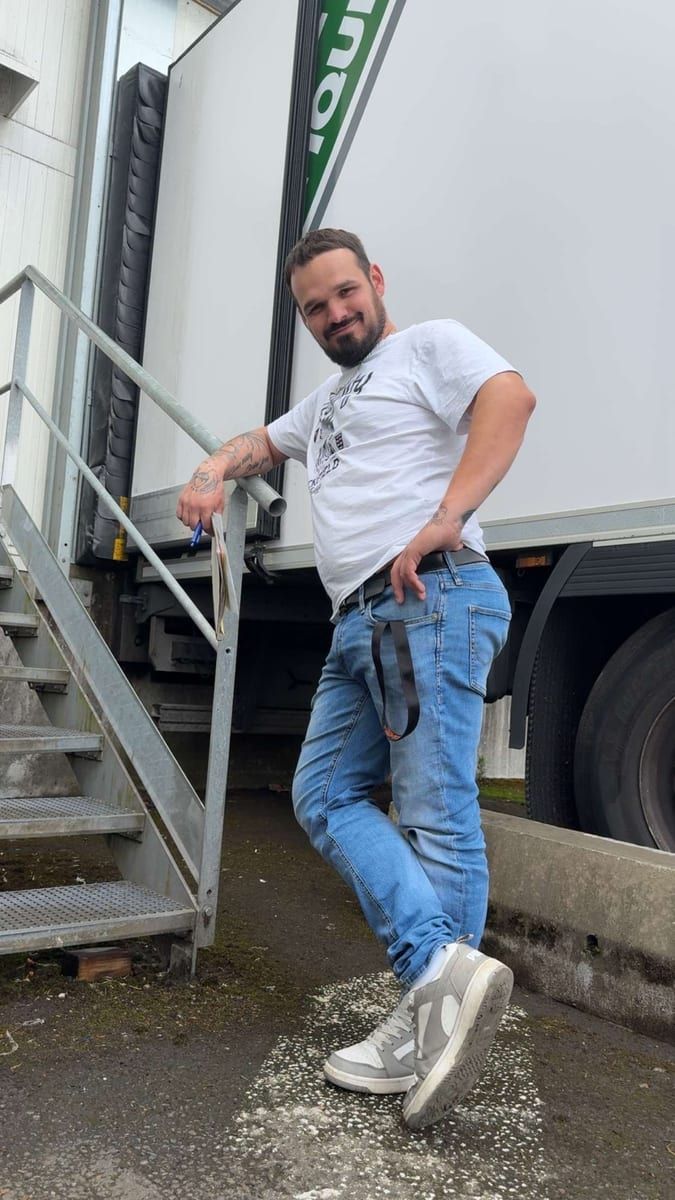 Fatah - Gay trip à Bassersdorf Profil de Fatah, 38 ans, Gay trip à Bassersdorf (Zurich)
