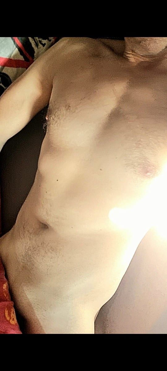 Gonzalo - Gay trip à Neukirch an der Thur Profil de Gonzalo, 31 ans, Gay trip à Neukirch an der Thur (Thurgovie)