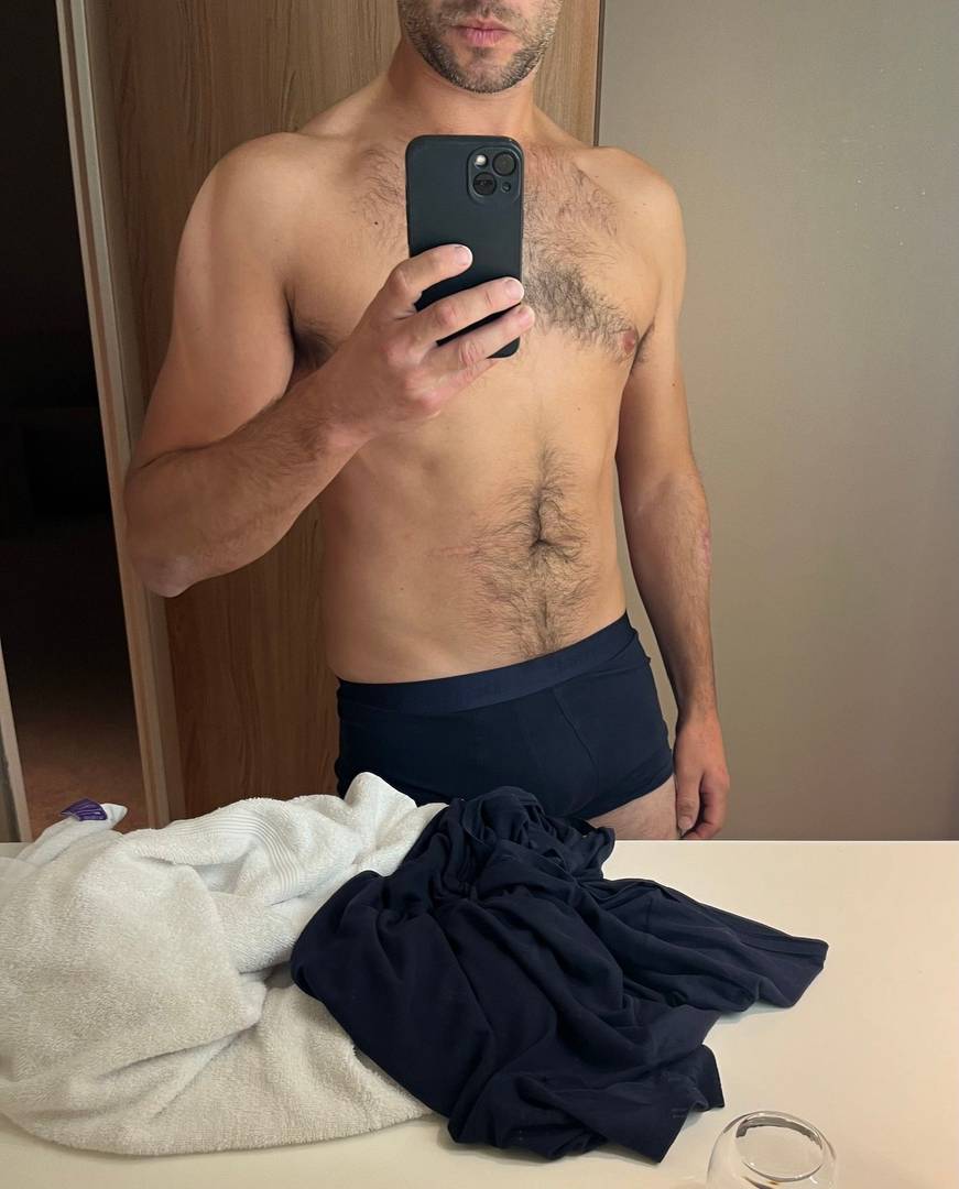 Assim - Gay trip à Staad SG Profil de Assim, 27 ans, Gay trip à Staad SG (Saint-Gall)