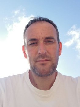 Ufuk - Gay trip à Büriswilen Profil de Ufuk, 37 ans, Gay trip à Büriswilen (Appenzell Rhodes-Intérieures)