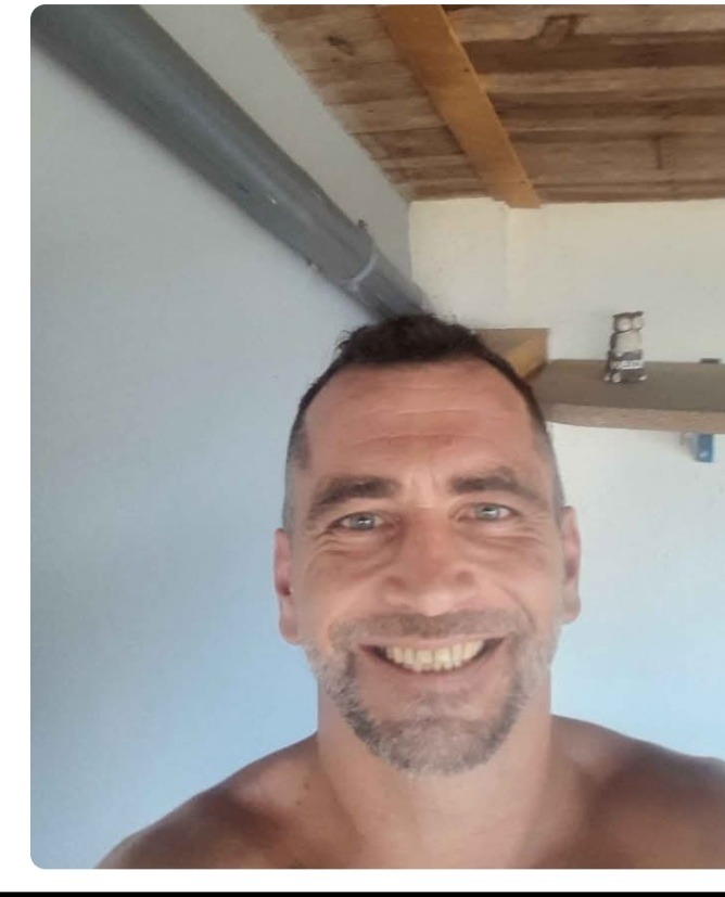 Jeffray - Gay trip à Coinsins Profil de Jeffray, 39 ans, Gay trip à Coinsins (Vaud)