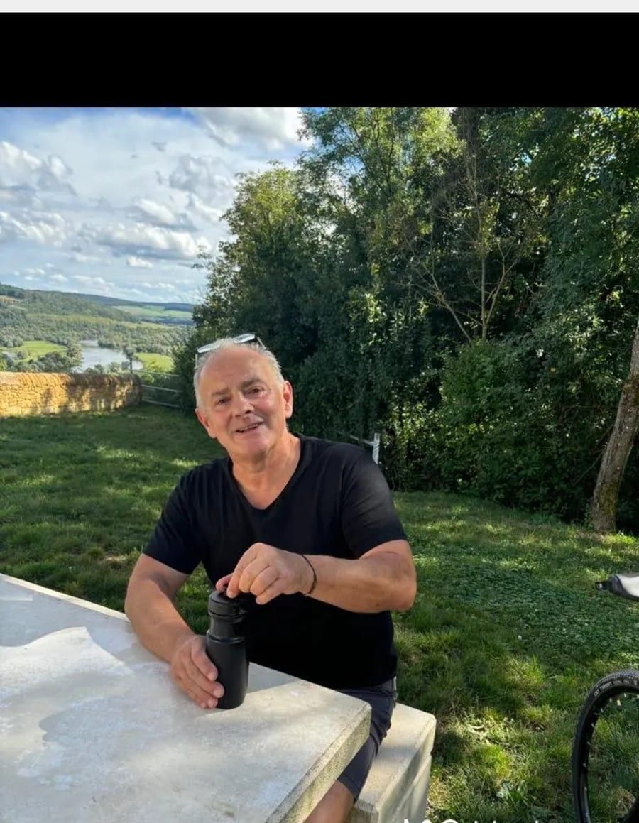Abdelramane - Gay trip à Zwingen Profil de Abdelramane, 42 ans, Gay trip à Zwingen (Bâle-Campagne)