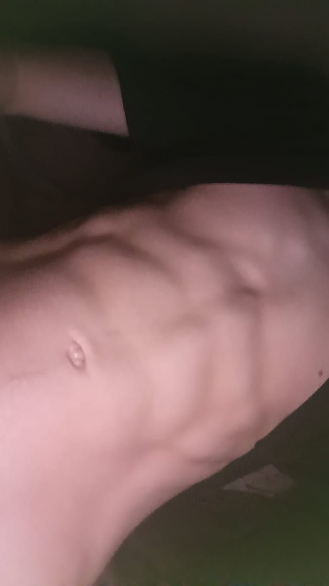 Alec - Gay trip à Lüchingen Profil de Alec, 33 ans, Gay trip à Lüchingen (Appenzell Rhodes-Intérieures)