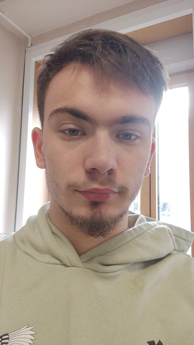 Redouan - Gay trip à Schmitten FR Profil de Redouan, 22 ans, Gay trip à Schmitten FR (Fribourg)