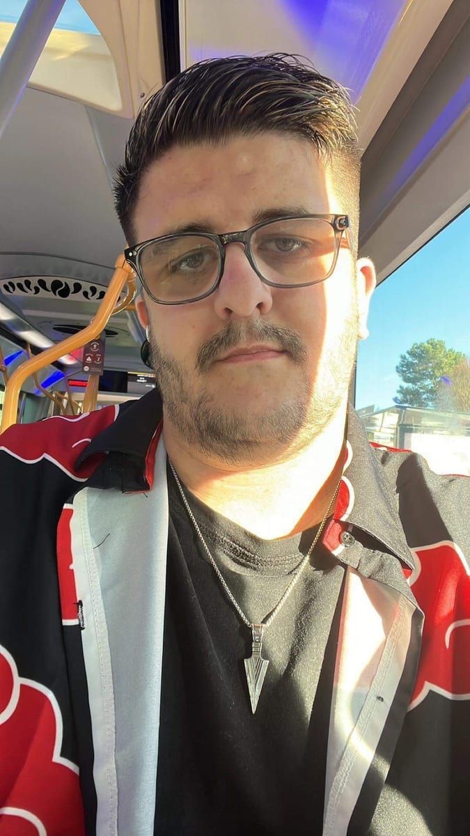 Hilmi - Gay trip à Zwischenflüh Profil de Hilmi, 44 ans, Gay trip à Zwischenflüh (Berne)