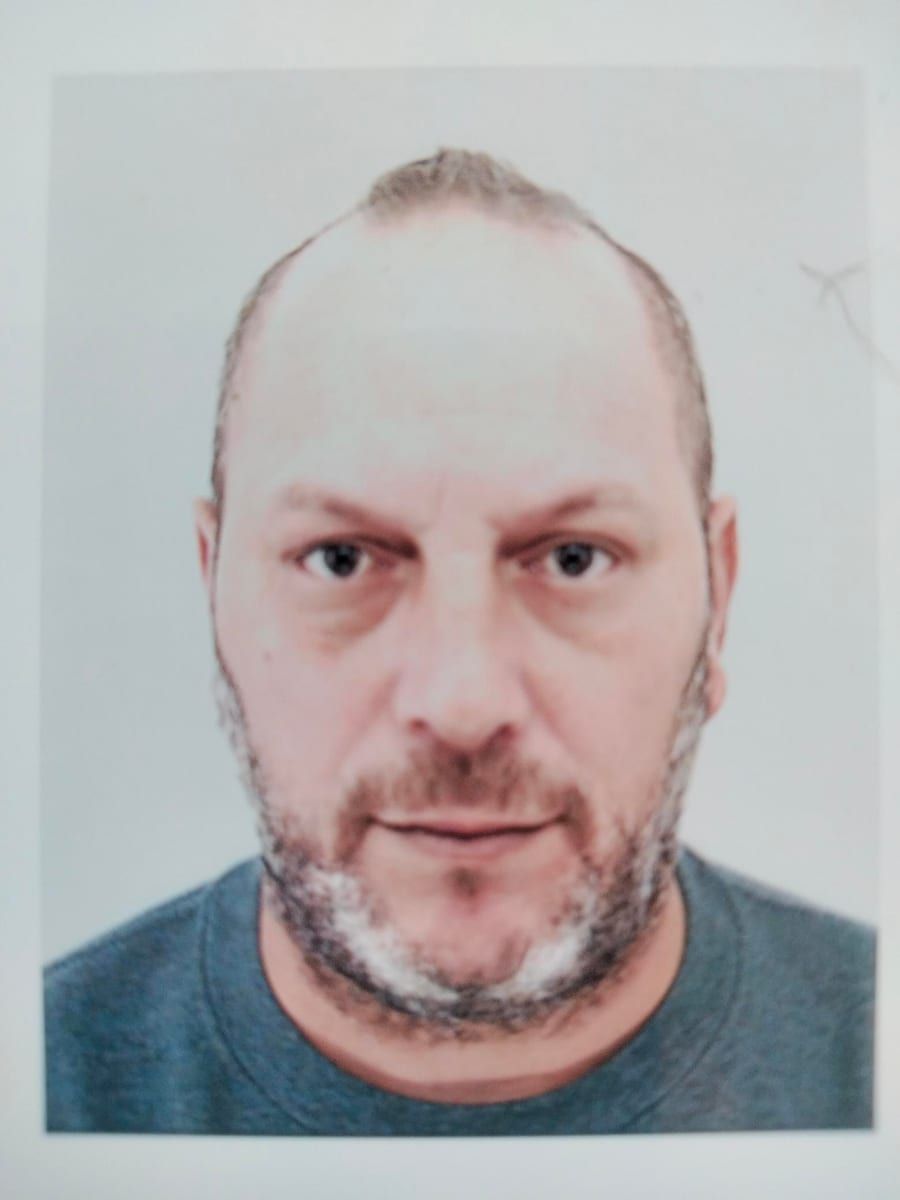 Ianis - Gay trip à Sempach Profil de Ianis, 37 ans, Gay trip à Sempach (Lucerne)