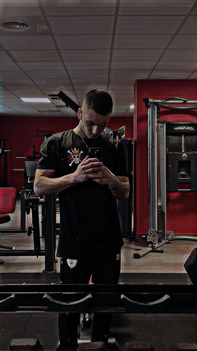 Baudouin - Gay trip à Nunningen Profil de Baudouin, 24 ans, Gay trip à Nunningen (Soleure)