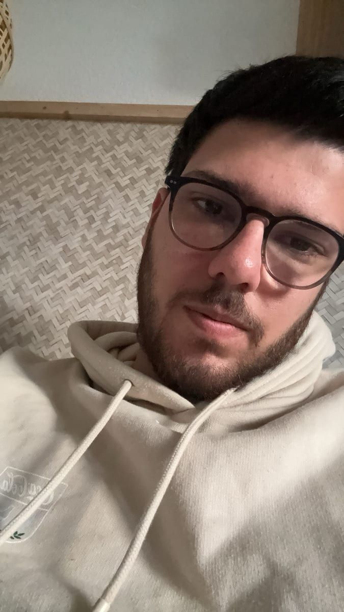 Guillian - Gay trip à Wagenhausen Profil de Guillian, 43 ans, Gay trip à Wagenhausen (Thurgovie)