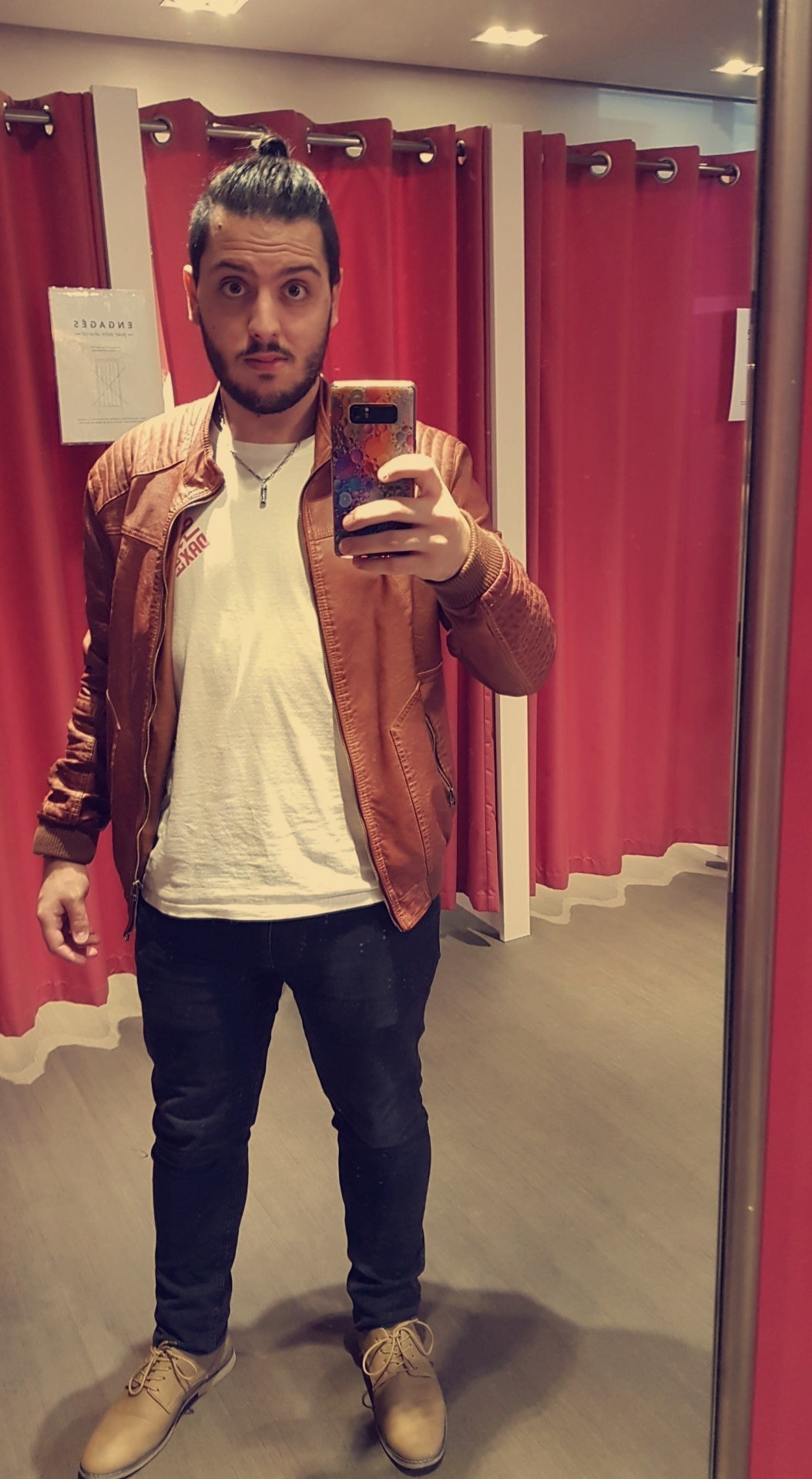Elvyn - Gay trip à Aire-la-Ville Profil de Elvyn, 39 ans, Gay trip à Aire-la-Ville (Genève)