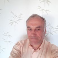 Michka - Gay trip à Oetwil am See Profil de Michka, 34 ans, Gay trip à Oetwil am See (Zurich)