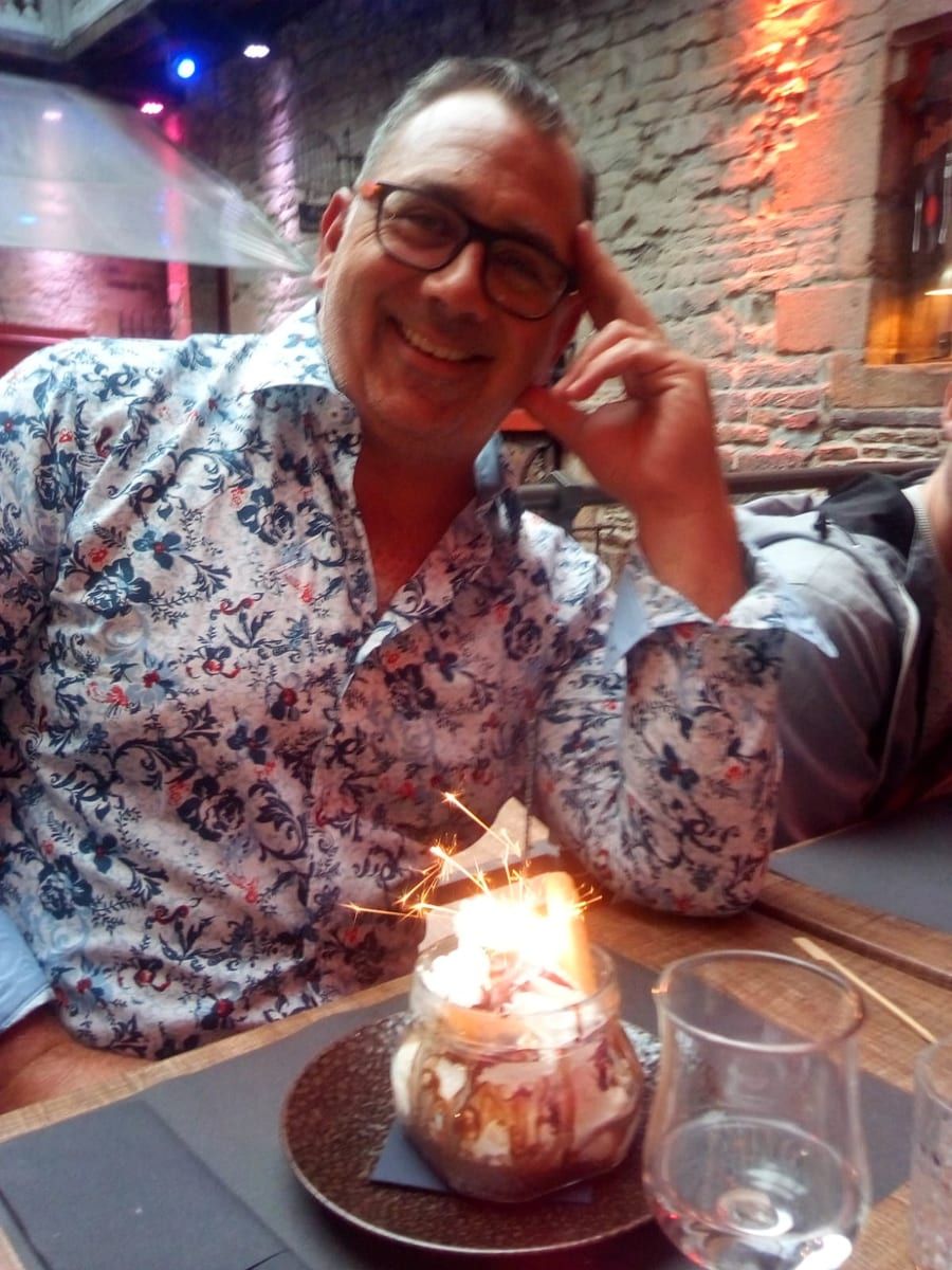Amiel - Gay trip à Winikon Profil de Amiel, 27 ans, Gay trip à Winikon (Lucerne)