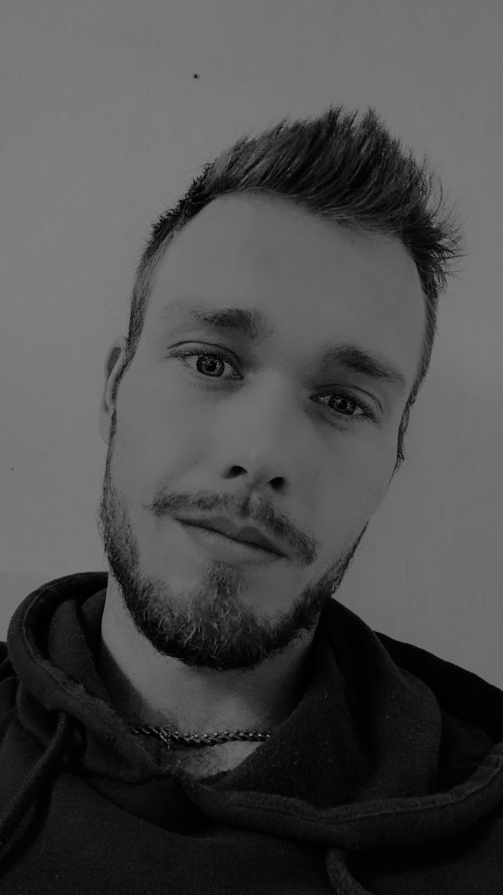 Franck-emmanuel - Gay trip à Vira (Gambarogno) Profil de Franck-emmanuel, 35 ans, Gay trip à Vira (Gambarogno) (Tessin)