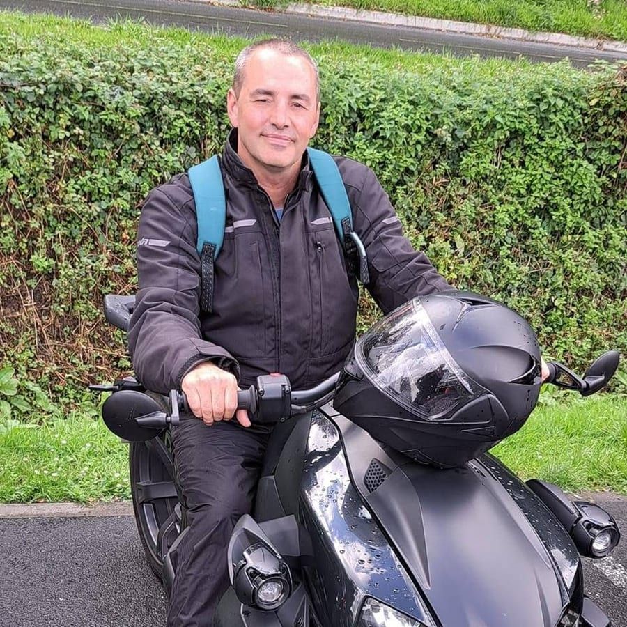 Thilo - Gay trip à Schwenden im Diemtigtal Profil de Thilo, 38 ans, Gay trip à Schwenden im Diemtigtal (Berne)