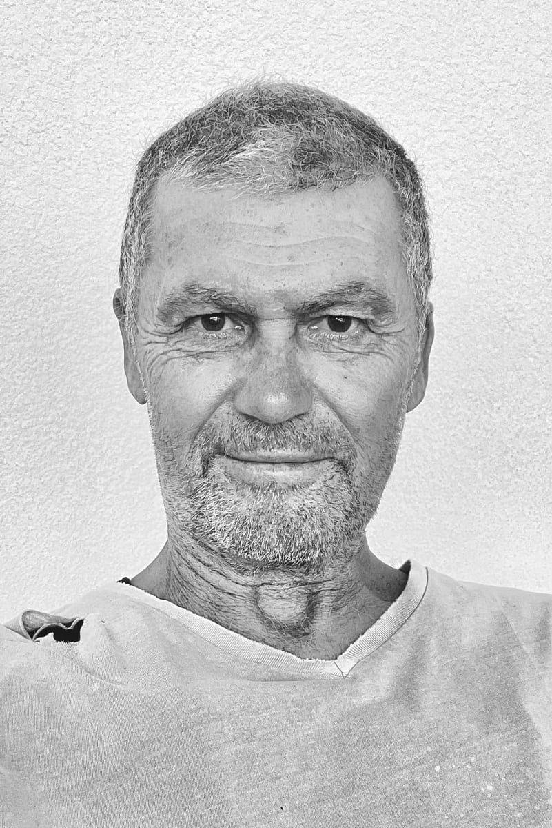 Fredrick - Gay trip à Les Enfers Profil de Fredrick, 39 ans, Gay trip à Les Enfers (Jura)