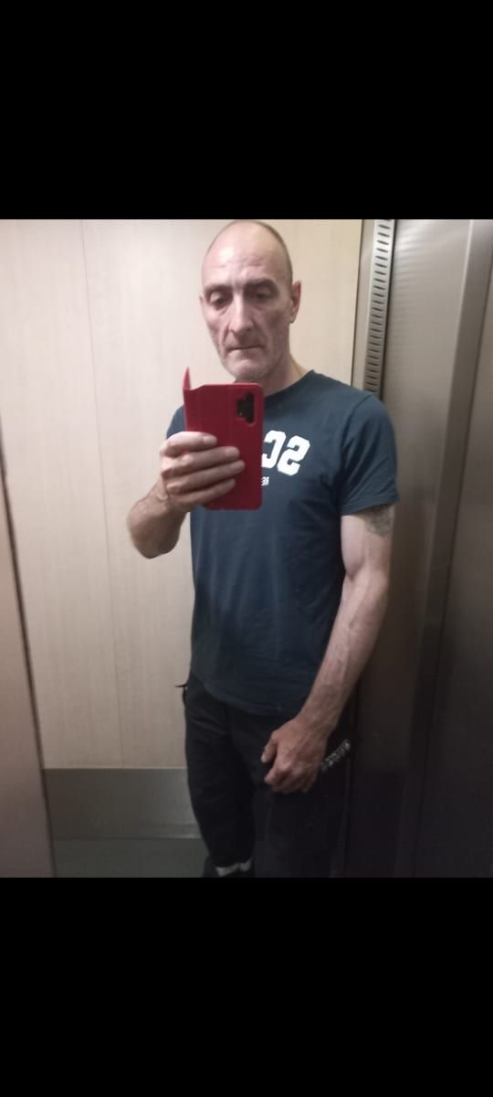 Jaures - Gay trip à Altstätten SG Profil de Jaures, 34 ans, Gay trip à Altstätten SG (Appenzell Rhodes-Extérieures)