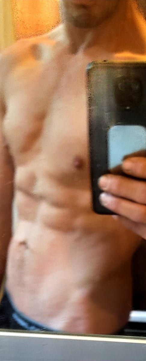 Tugdual - Gay trip à Lütisburg Station Profil de Tugdual, 25 ans, Gay trip à Lütisburg Station (Saint-Gall)